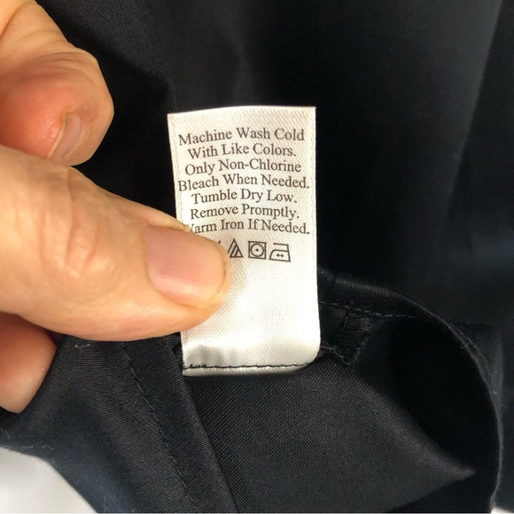 ColdWater Creek Women’s Blouse Classic Black Fitted Shirt Tail Hem French Cuff - Picture 3 of 8